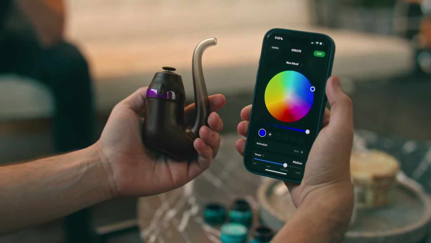 Steuerung des Puffco Proxy über die Puffco Connect App mit Farbauswahl für den Leuchtring